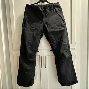 686 Women’s Snowboard Pants size M